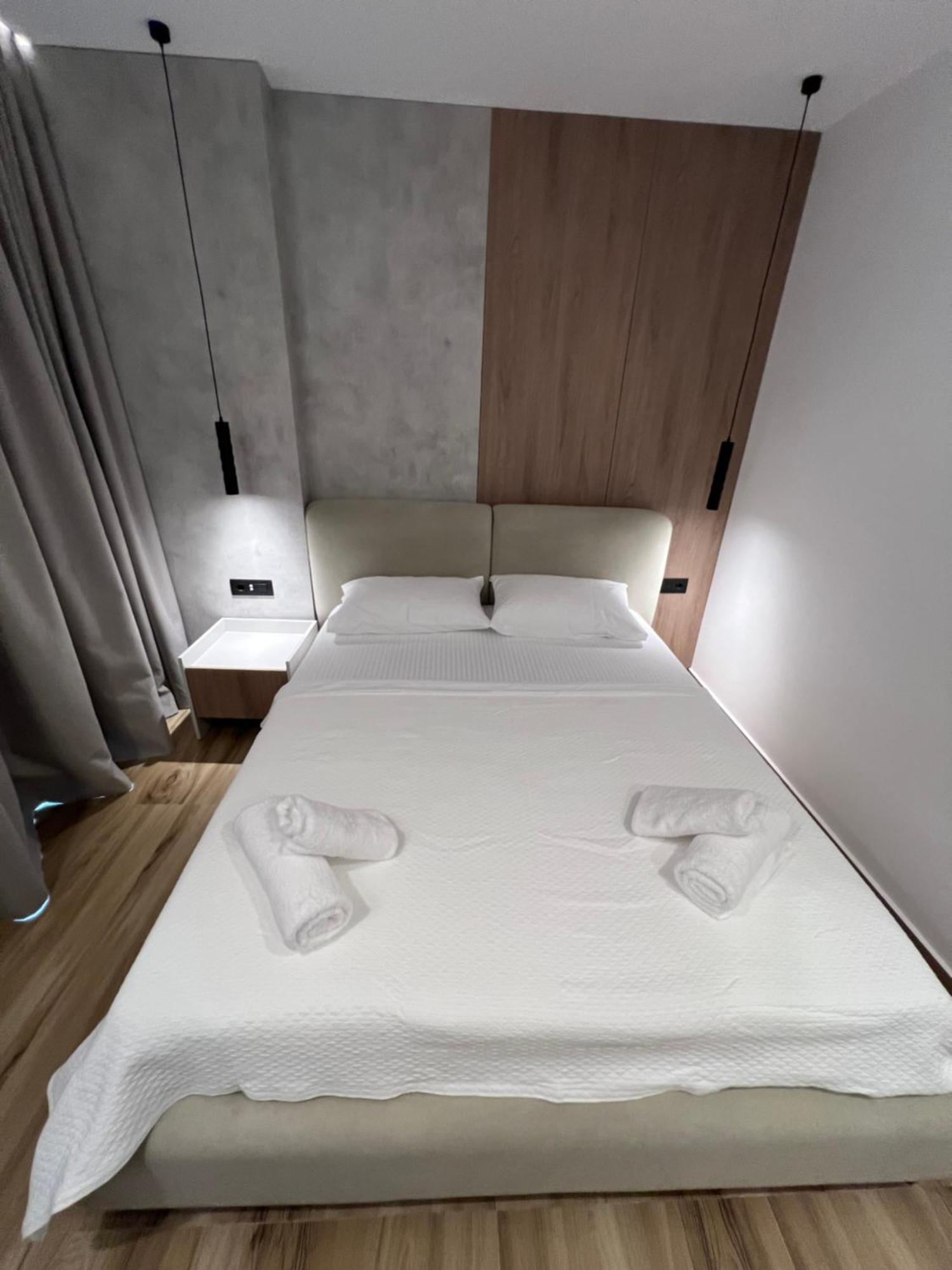 Hotel Resol 2 Ksamil Ngoại thất bức ảnh