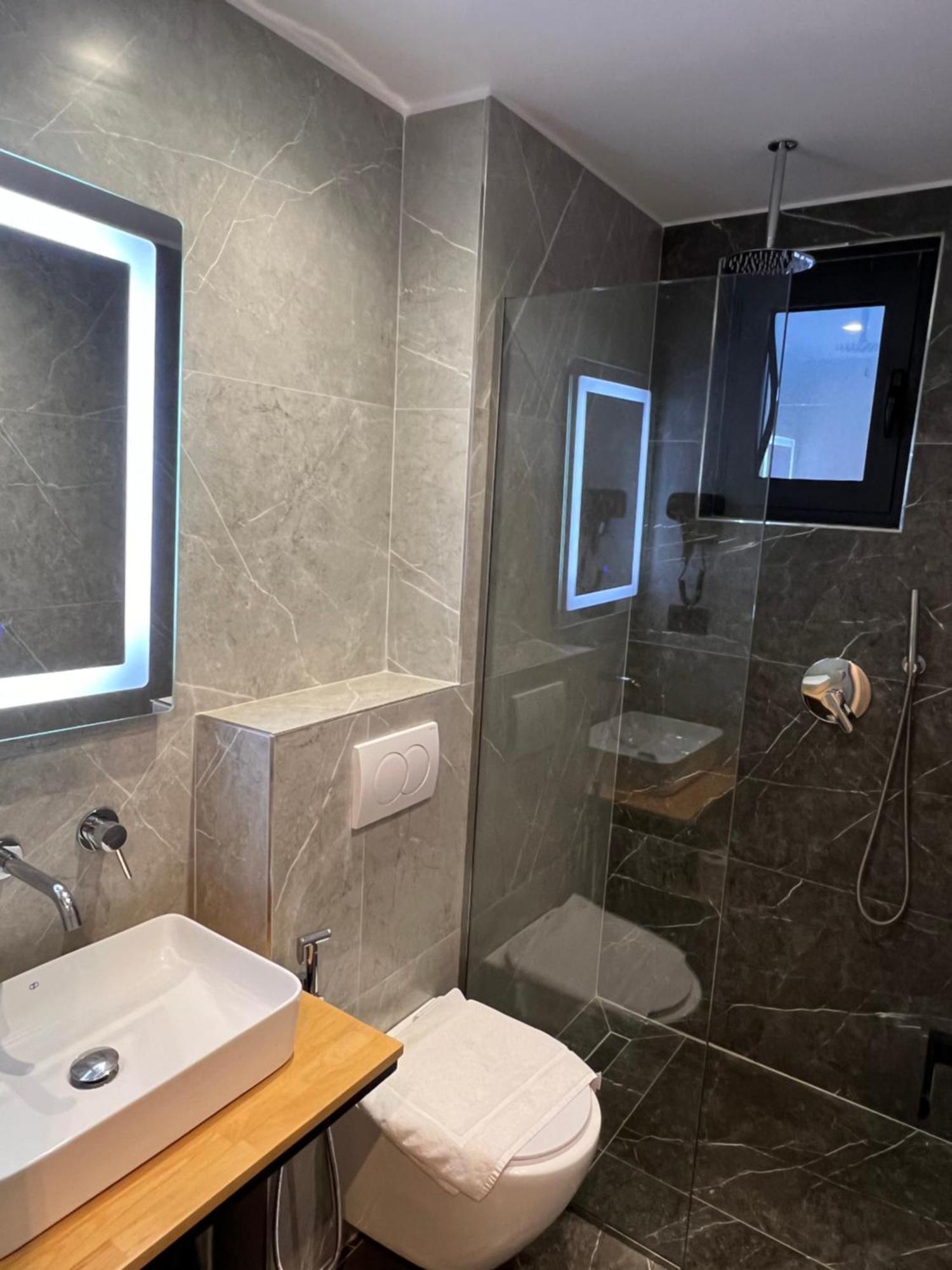 Hotel Resol 2 Ksamil Ngoại thất bức ảnh