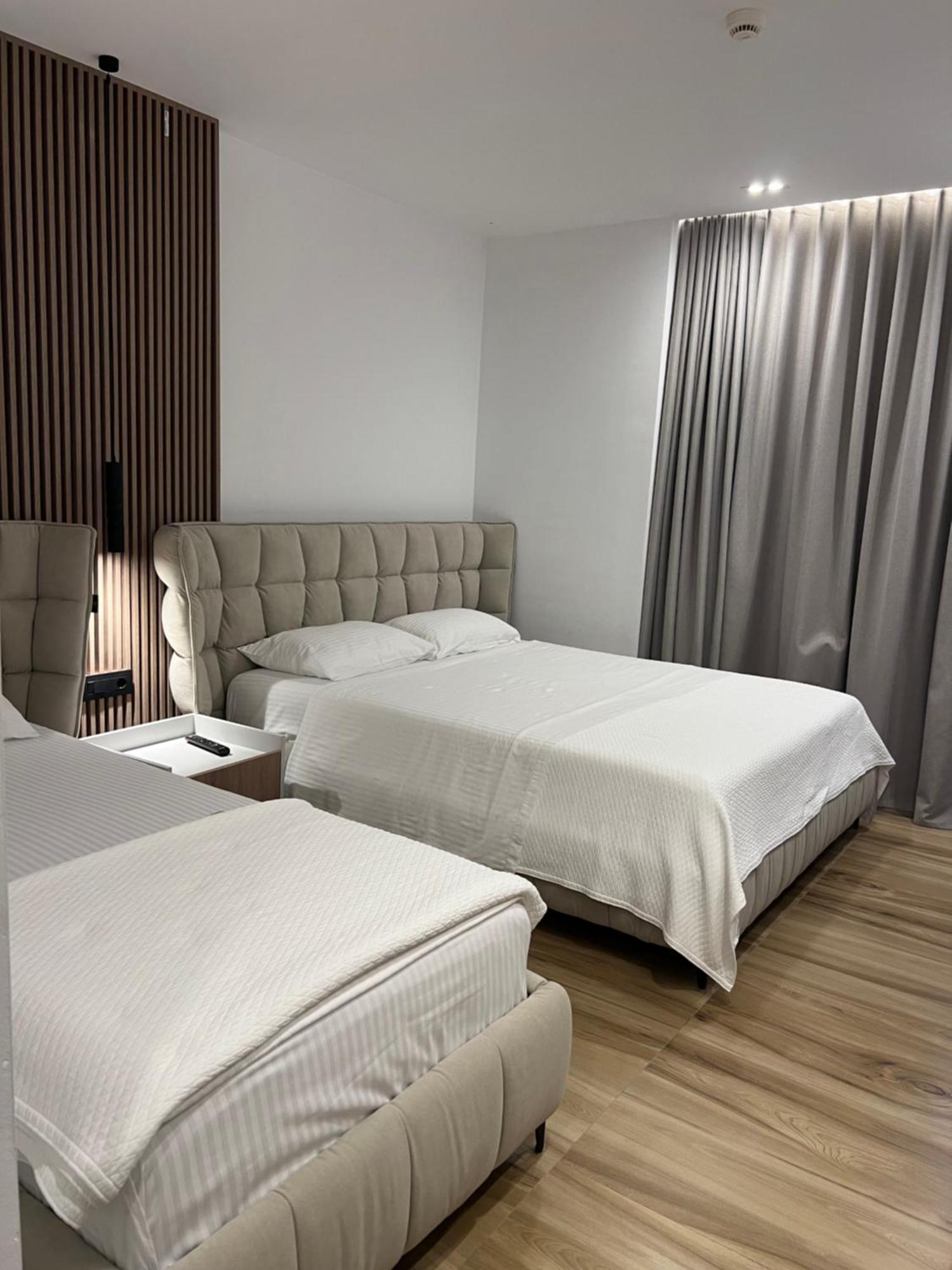 Hotel Resol 2 Ksamil Ngoại thất bức ảnh